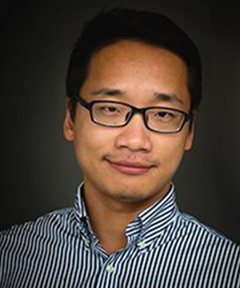 Young Yang headshot photo